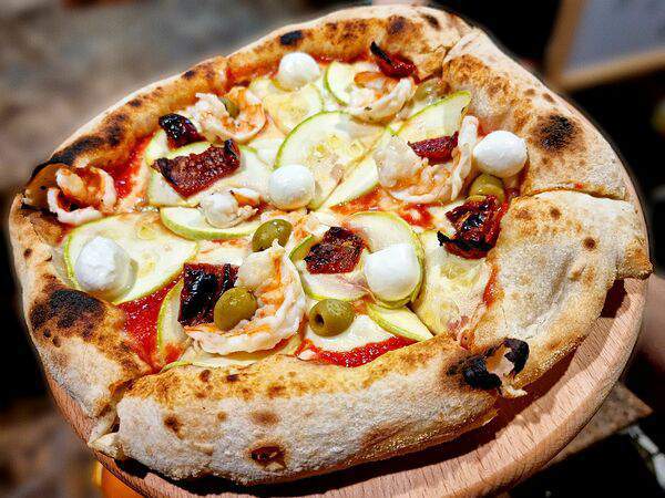 Нуар хаус - Пицца Гамберетто манифико