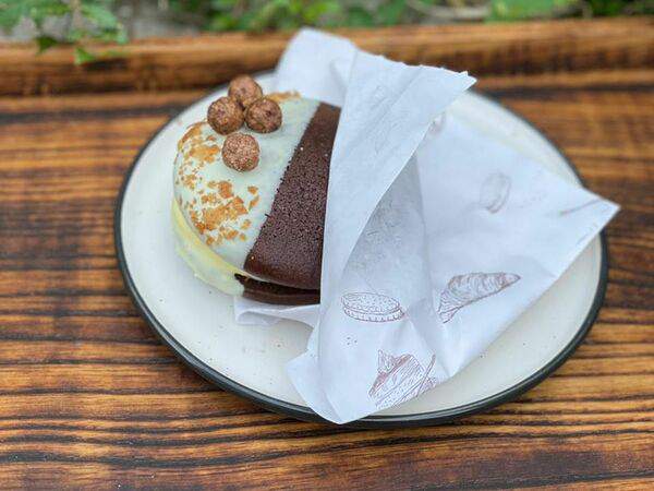 Sweet Syndicate - Вуппи пай шоколад-банан-карамель