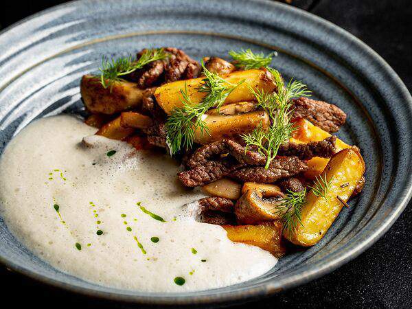 Иван Ван - Мраморная говядина с картофелем и грибами