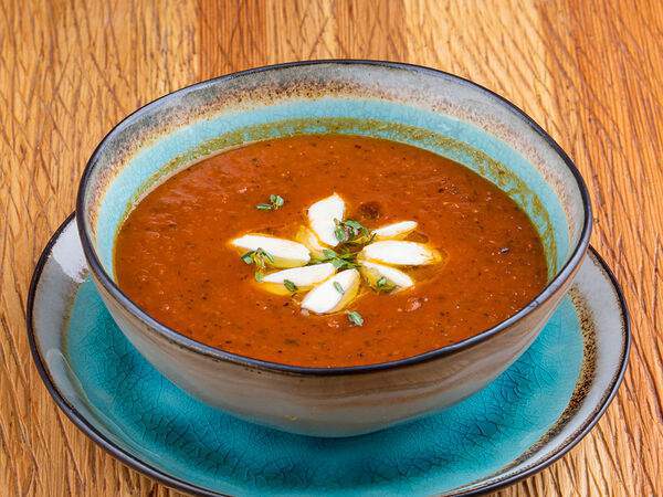 Ох! Май пицца - Пряный томатный суп с моцареллой