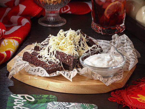 Фуксъ - Ржаные гренки с сыром Пармезан