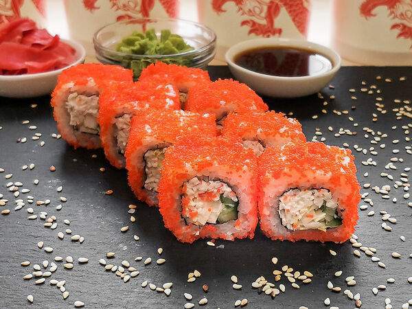 Wok & Sushi - Ролл Калифорния с крабом