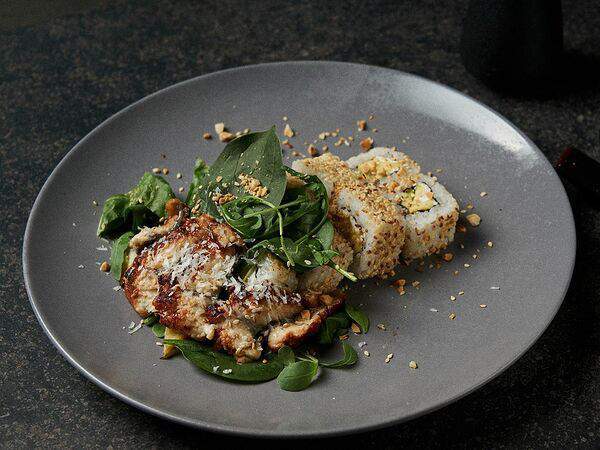 Kobutsu - Татаки ролл с угрем