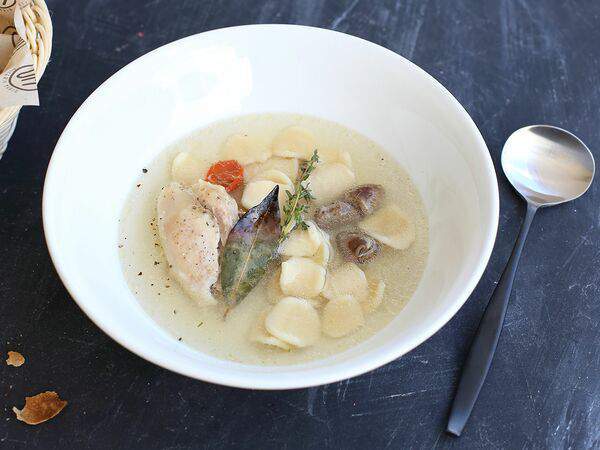 Osteria Mario - Куриный суп с орекьетте
