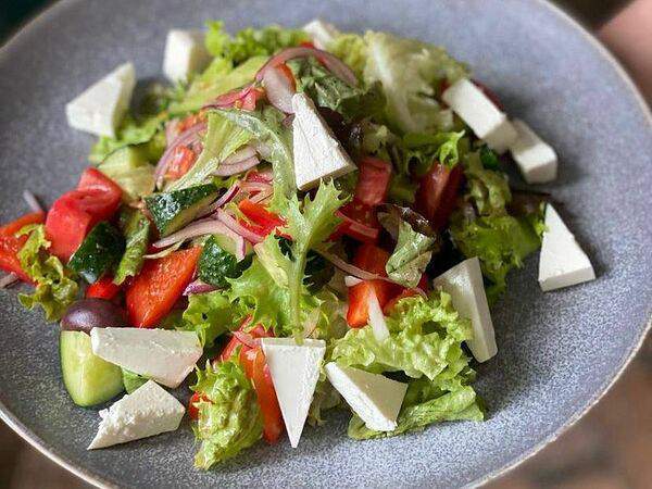 VinBurger - Салат Греческий