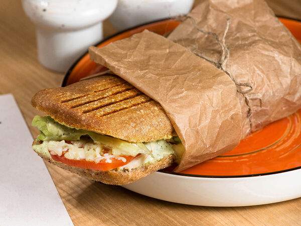 Food Store - Сэндвич цельнозерновой с курицей