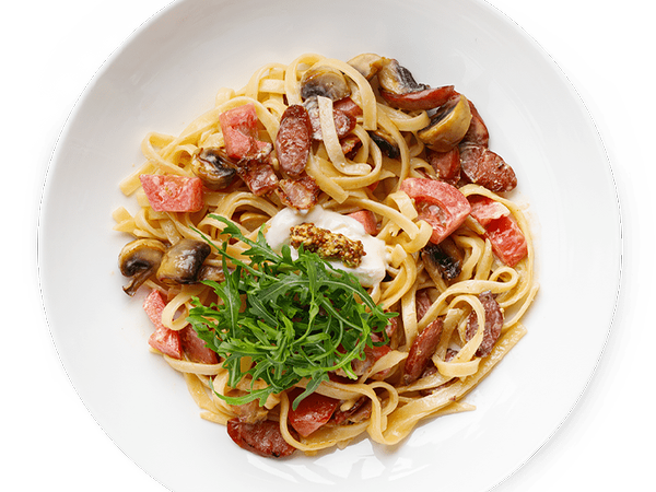 Пить кофе Кино - Тальятелле с колбасками,томатами и грибами