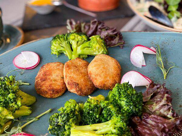 Русь - Котлеты из щуки с брокколи