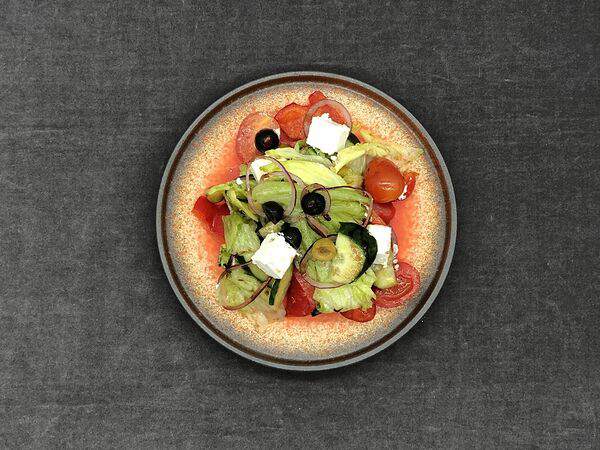 Пармезани Посыпали - Греческий салат