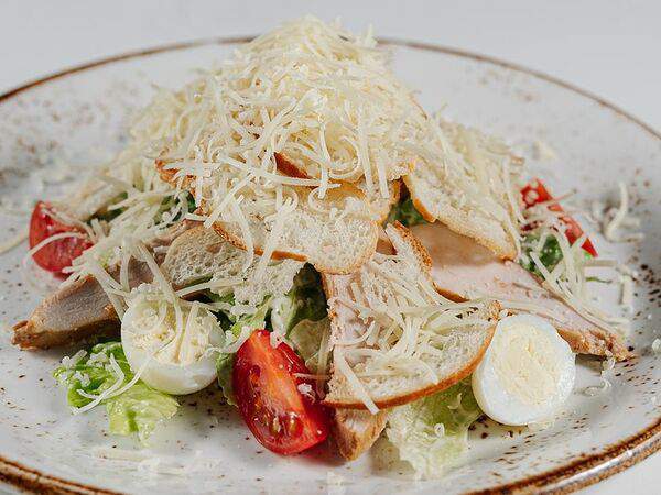 Ресторан Россия - Салат Цезарь с куриным филе