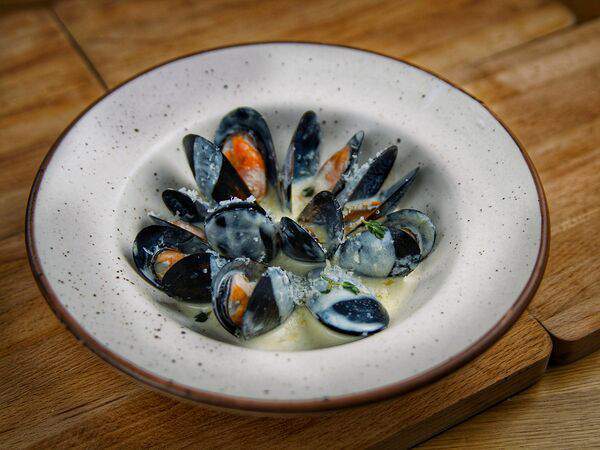 Basilico - Соте из мидий горгонзола