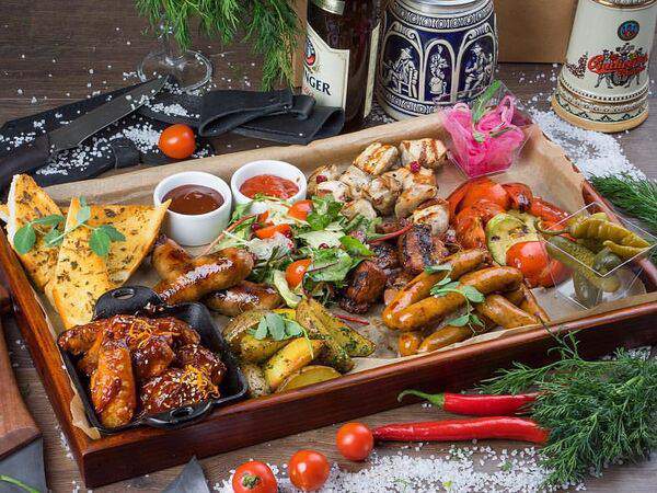 Вепрево колено - Велке мясо