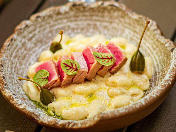 Гости рестопаб - Ньокки с тунцом