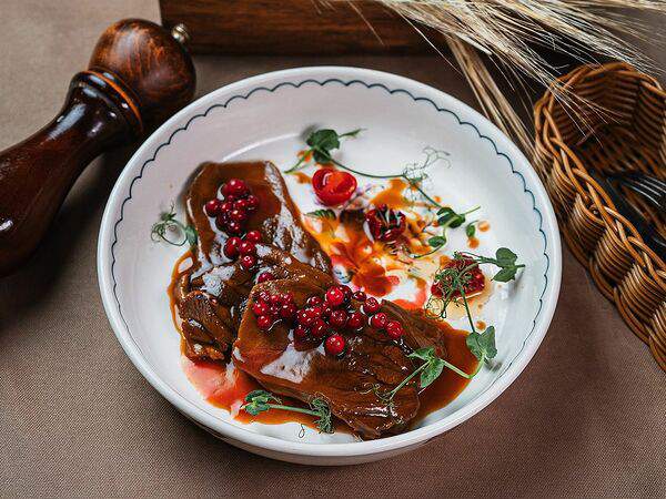 На Глинках - Телячий язык с устричным соусом