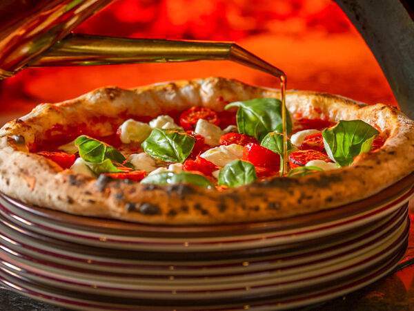 Мама Рома - Пицца Триколоре