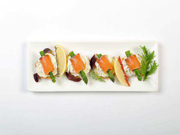 Familia - Семга на картофельных дранниках