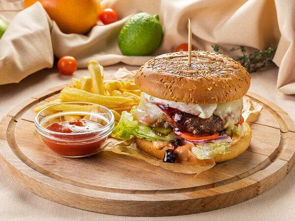 Стейк хаус Кантри паб - Бургер Премиум