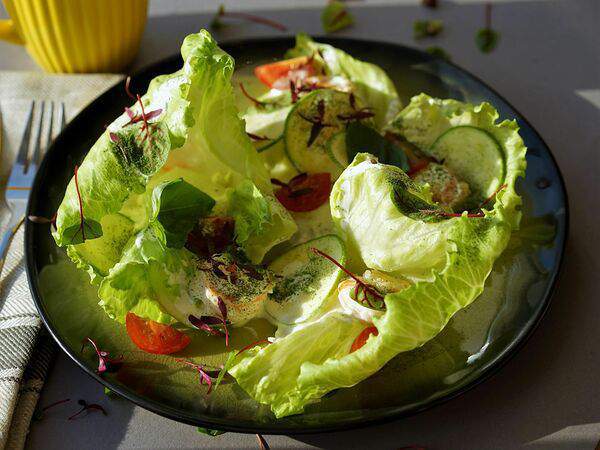 Yellow Cafe - Салат с тигровыми креветками