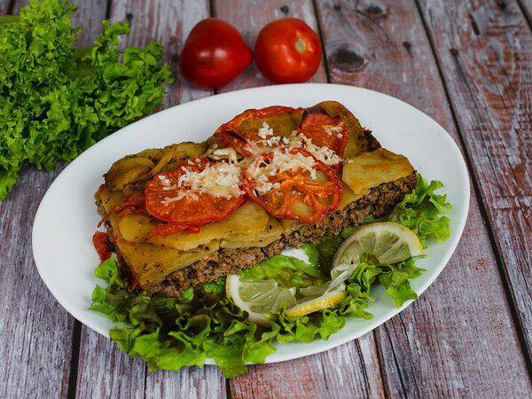 Дубай Фьюжен Арабская кухня - Кюфта с овощами, запеченная в тесте