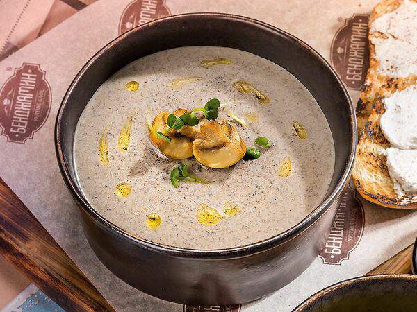 Уютное кафе Бенджамин - Крем-суп с белыми грибами