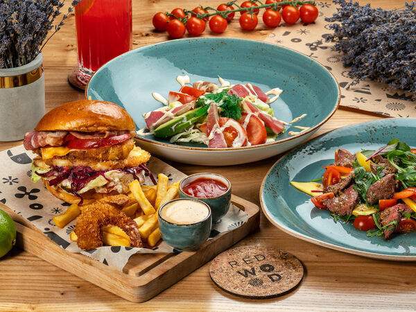 Ресторан Redwood в Волгограде