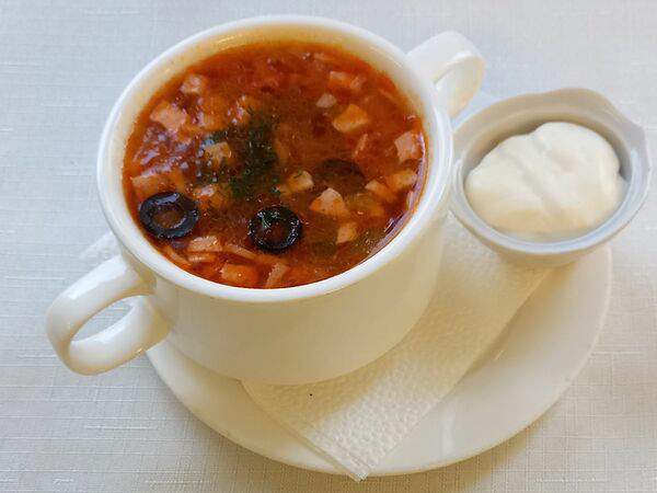 Точка для обеда - Суп солянка сборная мясная