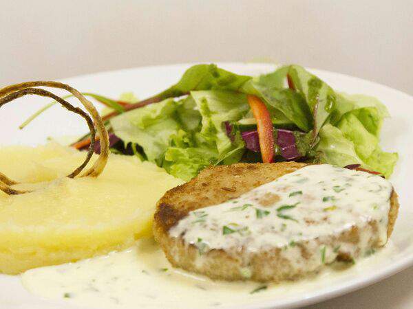 Milk - Котлетки из индейки с картофельным пюре