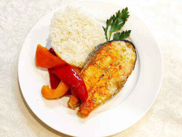 Брусника - Семга с рисом