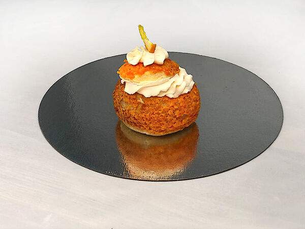 Gost Food - Пирожное Шу со сливочно-апельсиновым кремом