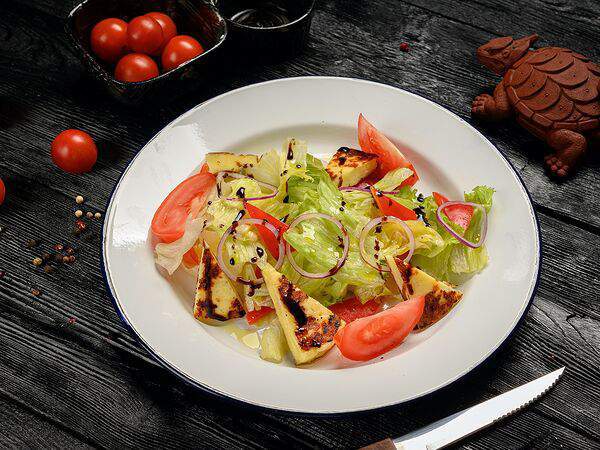 Top Hop - Салат с сыром халлуми