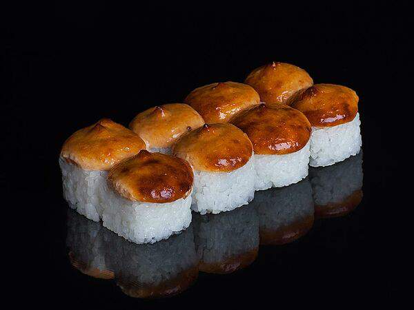 Nishiki - Ролл запечённый лава