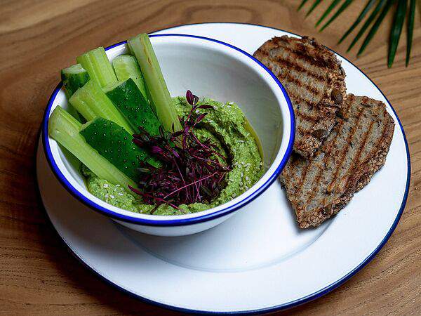 Waves - Хумус из зеленого горошка