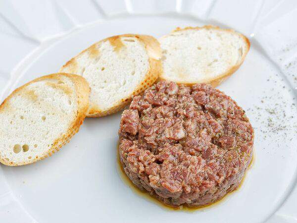 Steak & fish house El Chico - Тартар Карне Круда с горчичным сорбетом