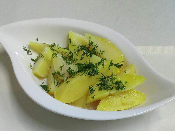 Старый двор - Картофель отварной с зеленью