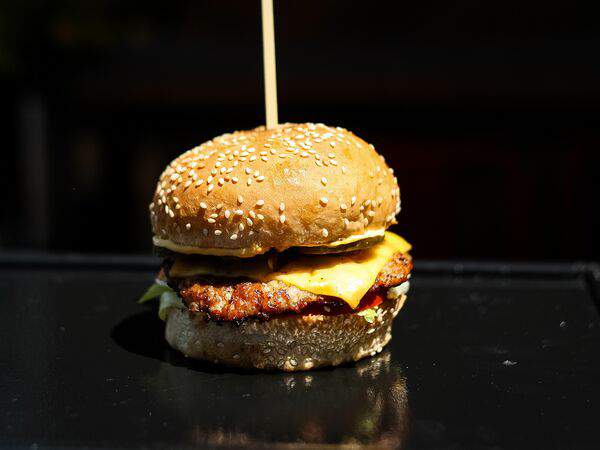 Black burger - Чикен Бургер