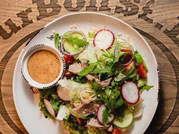 Бурбон стрит бар - С бужениной и ореховым соусом