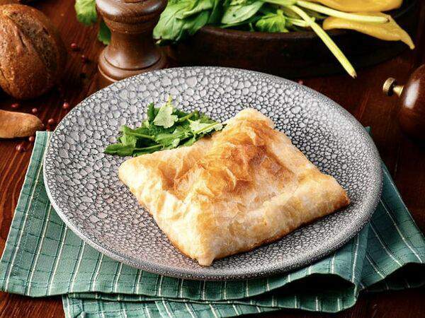 Старый Замок - Хачапури Пеновани