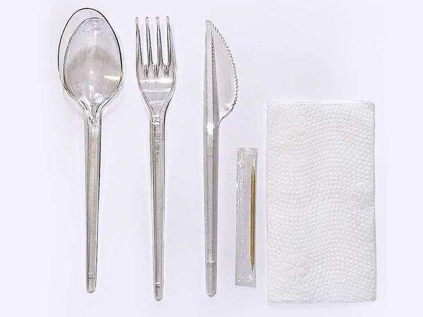 Самое популярное кафе - 5 приборов