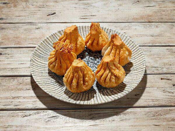 Дади - Хинкали жареные с креветками и томатами