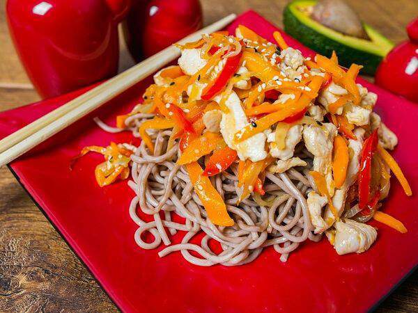 Супер пицца плюс - Вок с курицей