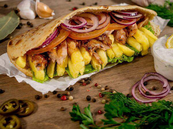 Sparta Gyros - Гирос в киприаки со свининой