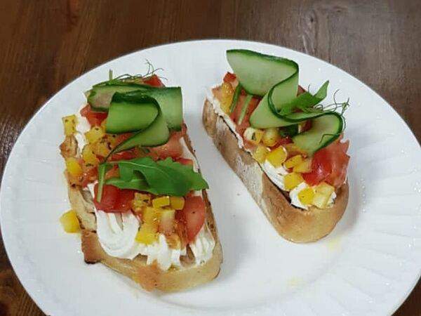 Пельменьок - Брускетта с овощами