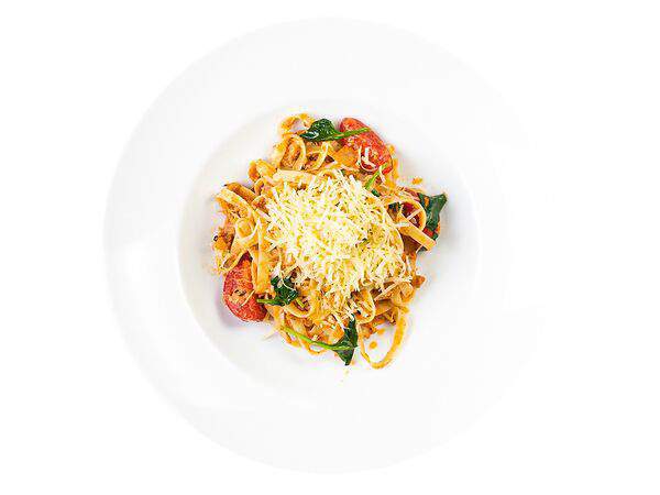 Family Club - Феттуччине с тунцом