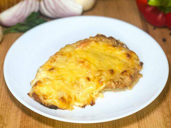 Bazar - Свинина с помидорами под сыром