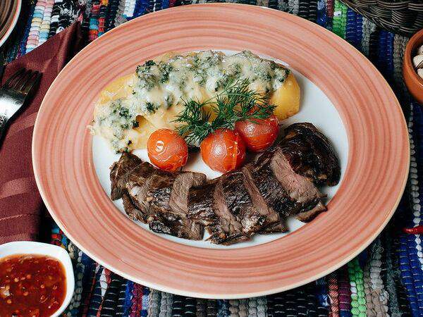 BeerHouse - Говядина по-бургундски