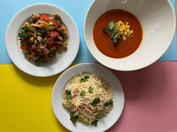 Юность - Томатный суп пюре, фахитос со свининой и овощами