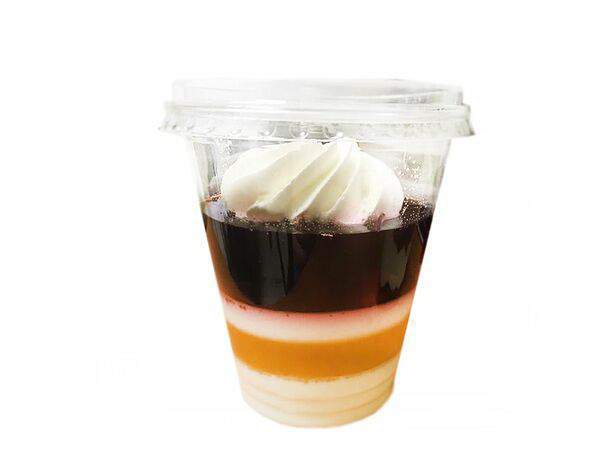 Тарелка - Панна-котта Делюкс с вишней и персиком