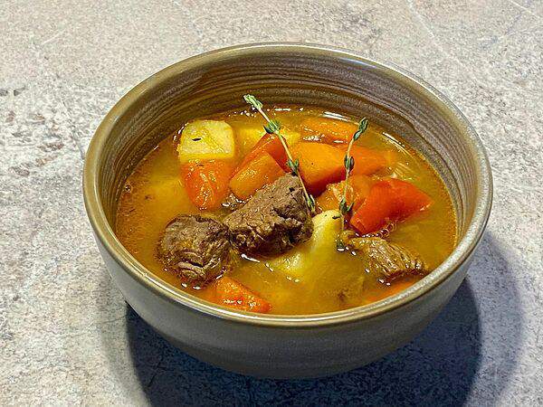 Gosti - Суп-гуляш по-венгерски