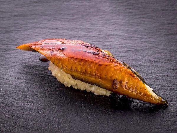 Цветение Сакуры - Суши с угрем