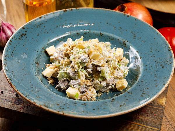 Мангал & гриль - Салат из телячьего языка